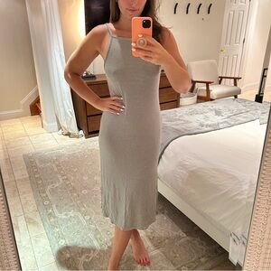 Form fitting American Eagle Midi Dress